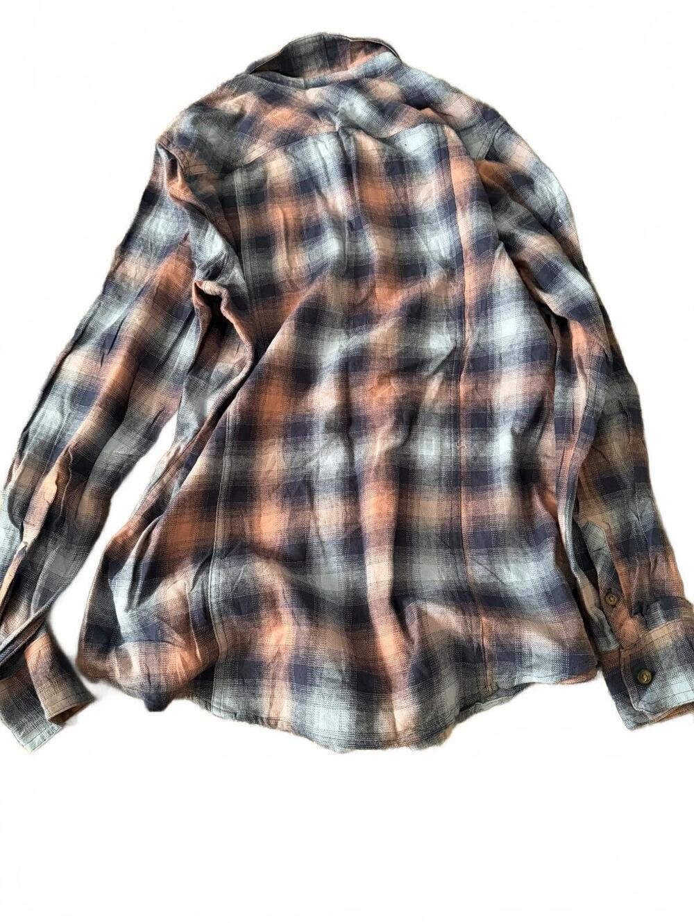Blue Mountain Plaid Flannel Shirt Medium Pink Blue Gray Button Up Cotton - Picture 3 of 5